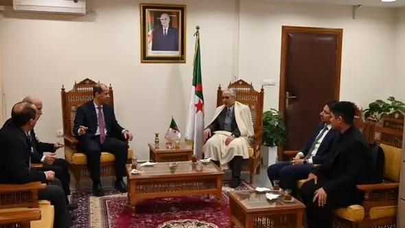 ​رئيس المجلس الإسلامي الأعلى يستقبل وفد مركز “إسرا” الدولي لتعزيز التعاون في مجال الصكوك الإسلامية